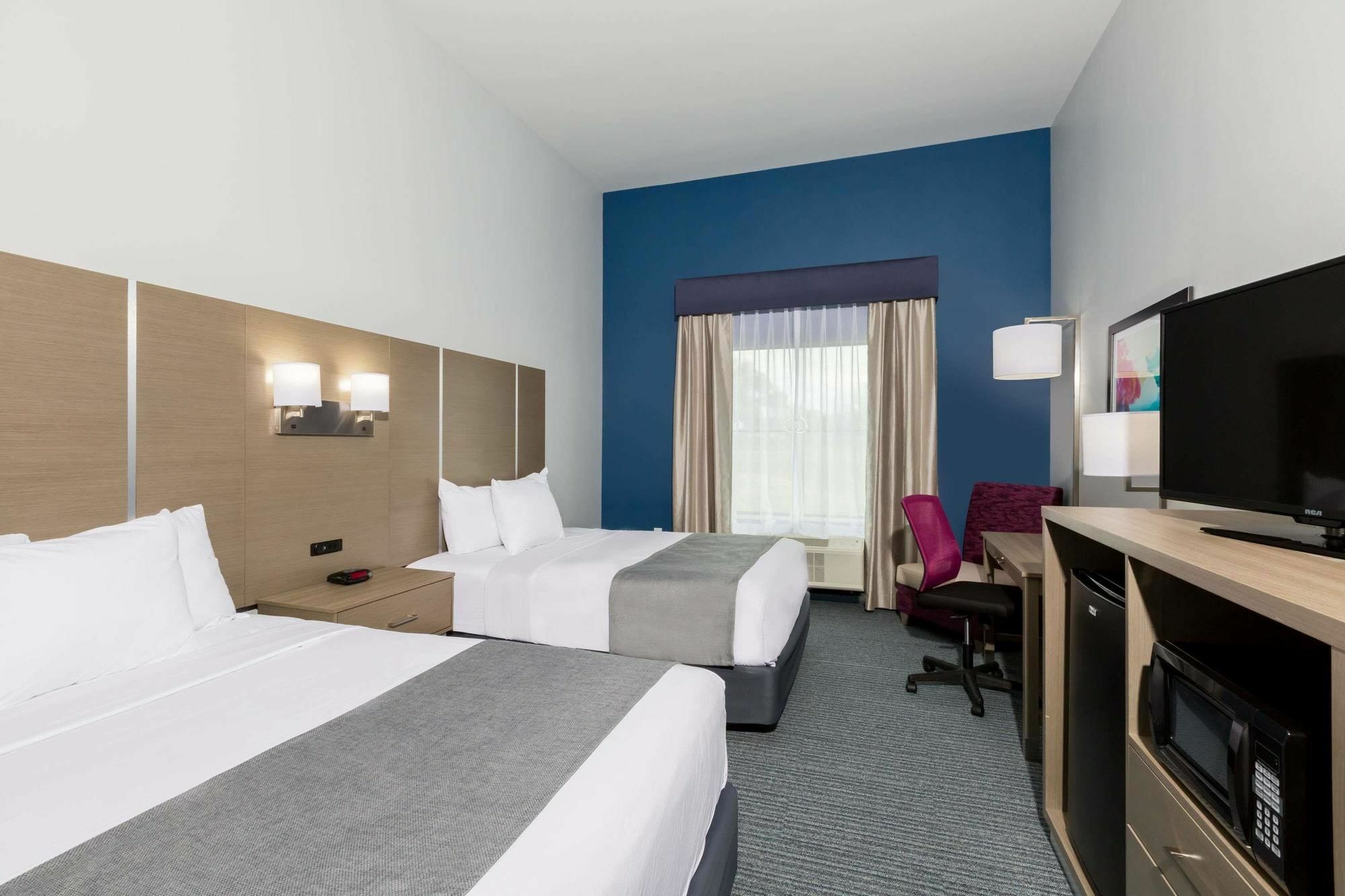 Days Inn & Suites By Wyndham Houston Nw Cypress Eksteriør bilde