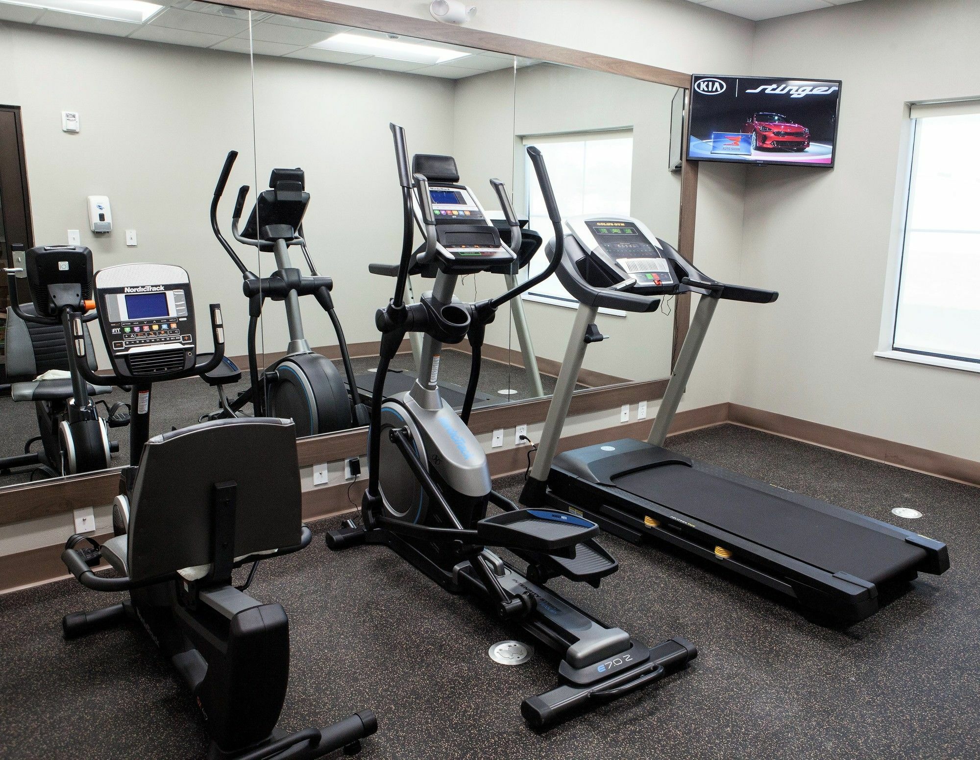 Days Inn & Suites By Wyndham Houston Nw Cypress Eksteriør bilde